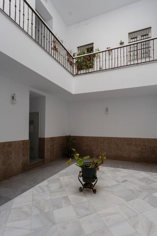 Apartamentos El Capitan Veneno by Cadiz4Rentals Exterior foto
